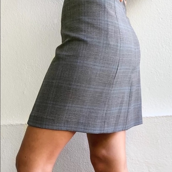 Aritzia Wilfred Grey plaid A line mini skirt NWOT - Picture 2 of 5